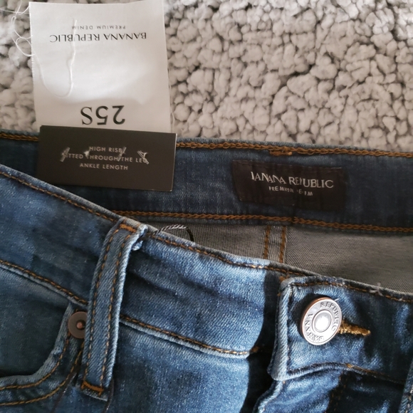 BNWT BANANA REPUBLIC Devon high rise skinny jeans (25) - Picture 5 of 9